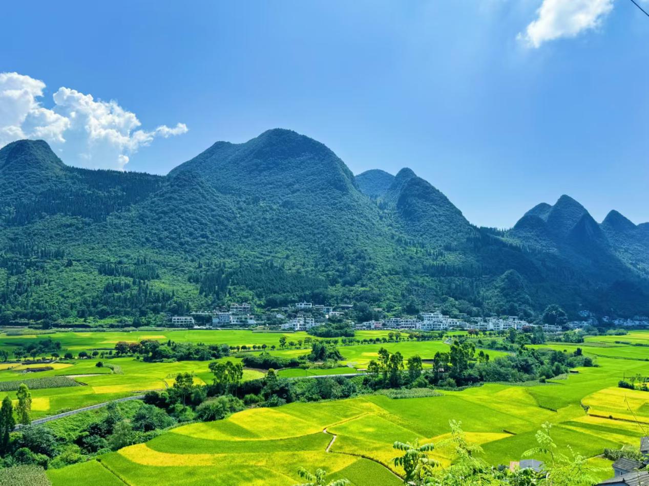 贵州黔西南州向路跑产业装备供应链抛出橄榄枝 2024文体康旅装备展等你来(图2) 贵州黔西南州向路跑产业装备供应链抛出橄榄枝 2024文体康旅装备展等你来(图2)