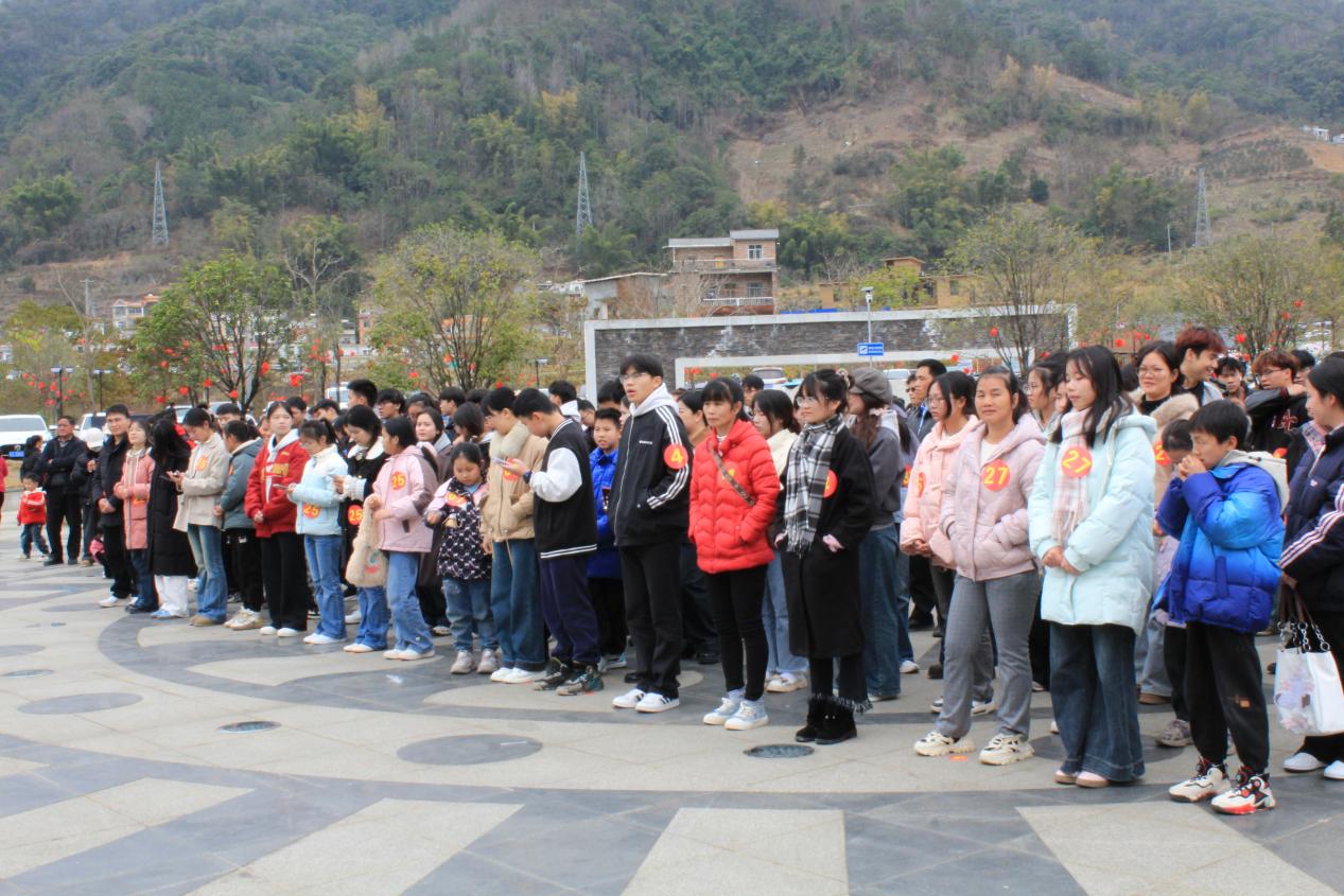 “青春环游记”点亮东兰五色文化旅游新名片【坡豪湖户外旅游目的地】(图4) “青春环游记”点亮东兰五色文化旅游新名片【坡豪湖户外旅游目的地】(图4)