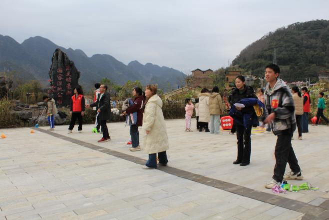 “青春环游记”点亮东兰五色文化旅游新名片【坡豪湖户外旅游目的地】(图17) “青春环游记”点亮东兰五色文化旅游新名片【坡豪湖户外旅游目的地】(图17)
