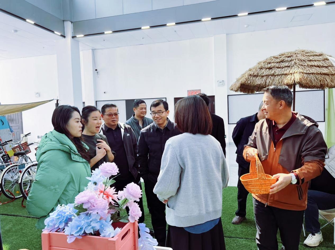绿色露营赋能乡村振兴 百色西林县工商联合会考察东兰县域经济“山水生产力”(图3)