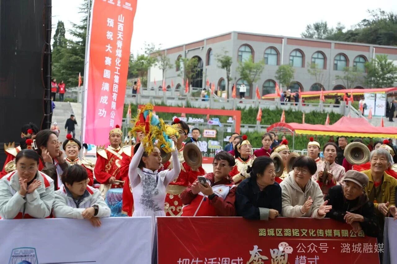 在奔跑中感受潞城温度 2025潞城半程马拉松鸣枪开跑(图11) 29.jpg