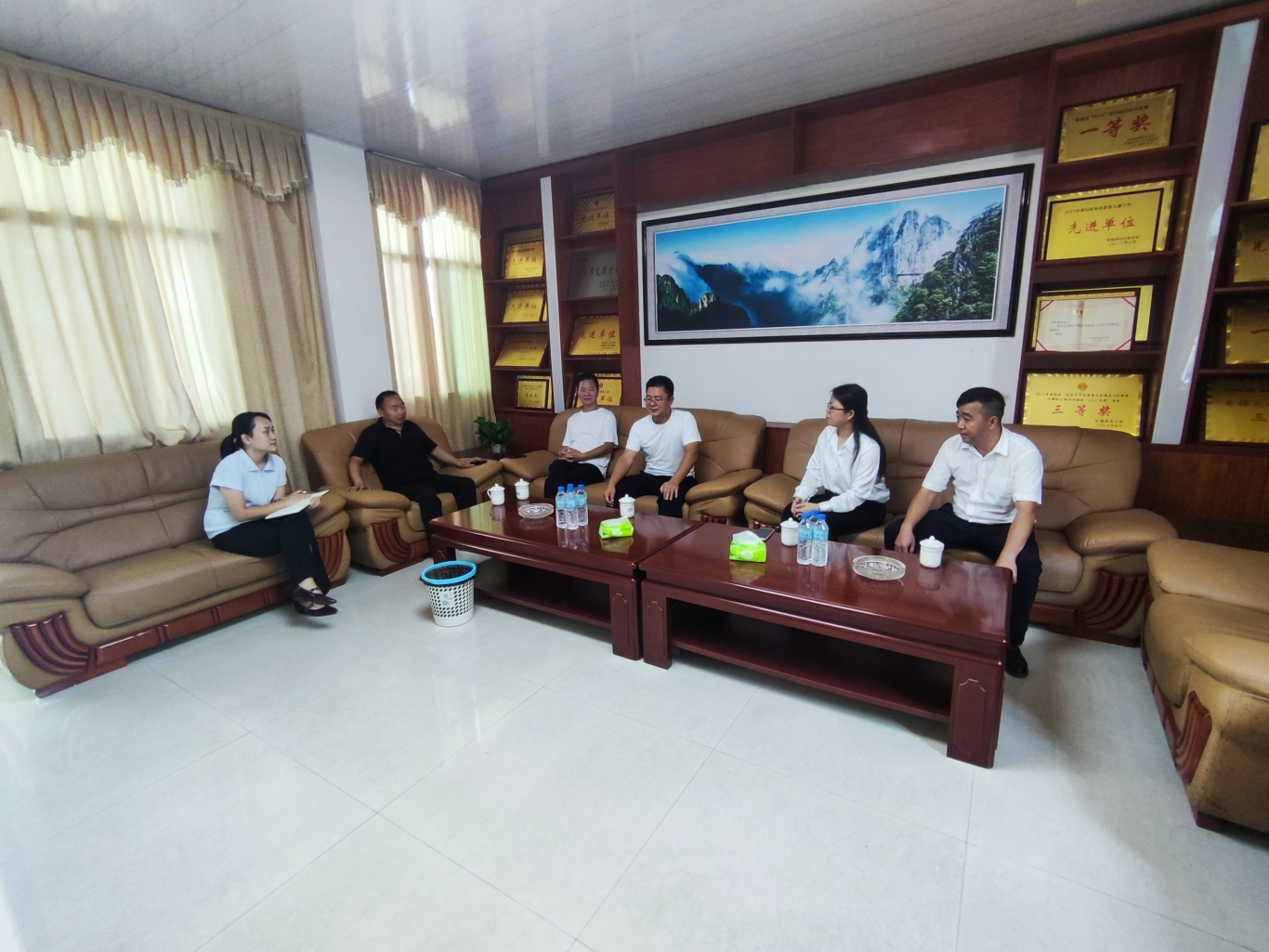 张明治、易明东、李平等率团队调研安福，浒坑镇或成下一个竖屏影视拍摄基地(图19)