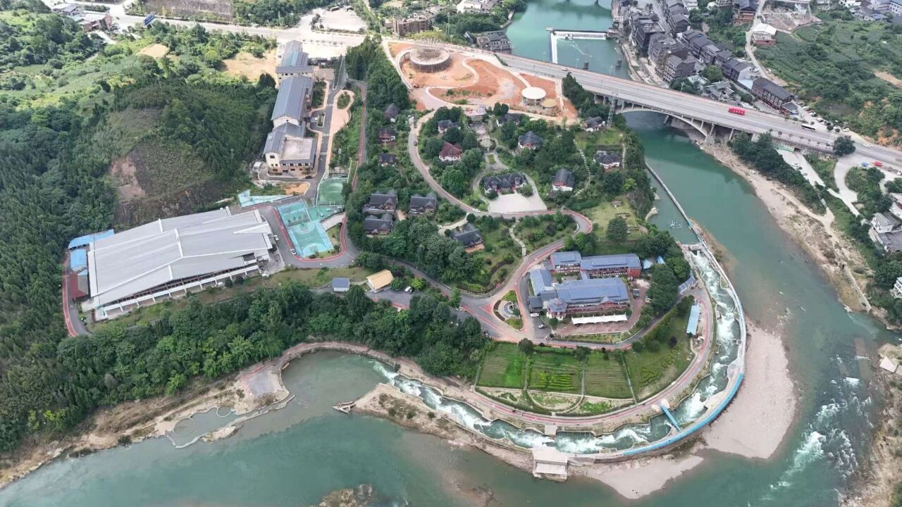 中国国际露营大会专家组一行赴黔东南州考察(图6) 5.jpg