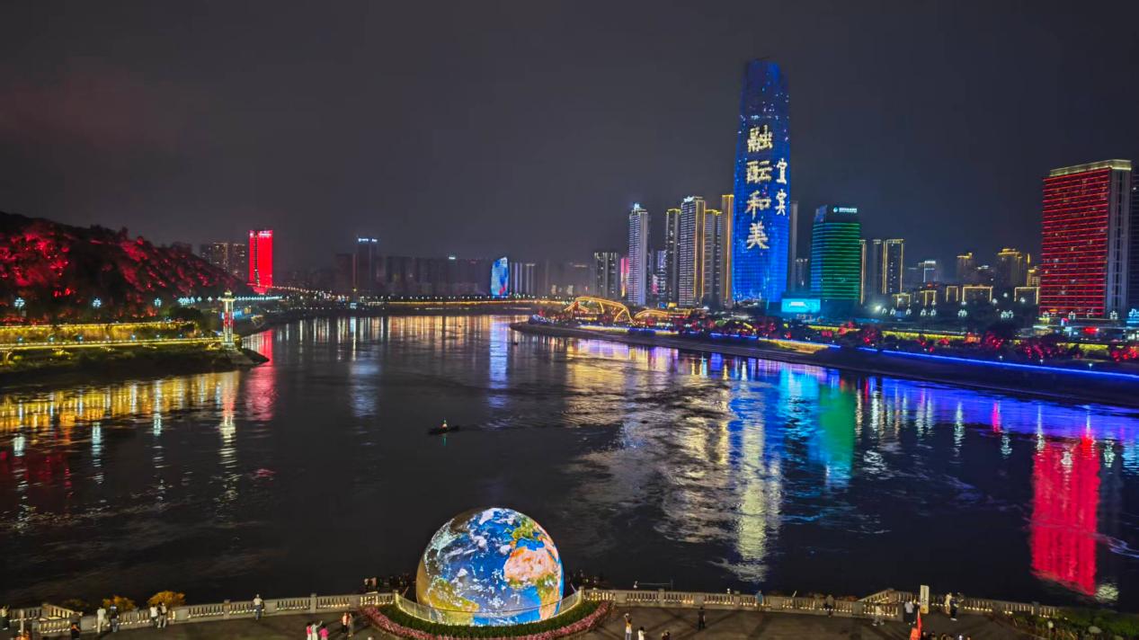 一条步道、一场赛事、一座攀岩网红地：宜宾户外运动要“出圈”？中国国际露营大会考察团三天走三县“划重点”(图1)