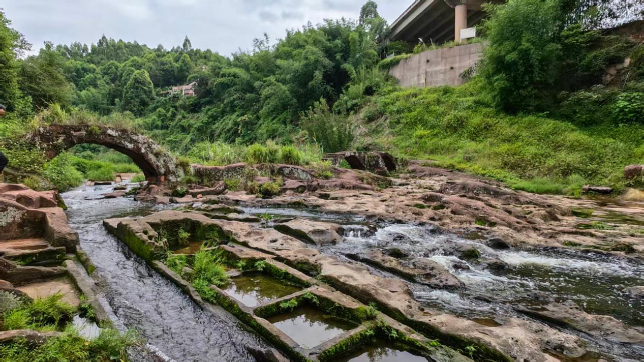 一条步道、一场赛事、一座攀岩网红地：宜宾户外运动要“出圈”？中国国际露营大会考察团三天走三县“划重点”(图4)